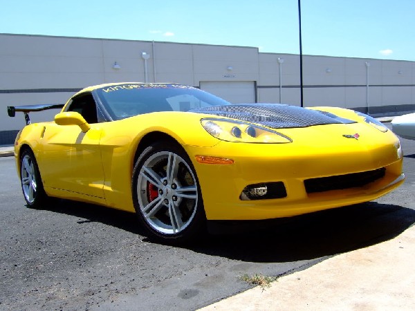 kingsnake c6.k installation of CF wing, CF hood ,  Ram Air,  ZR1 wheels