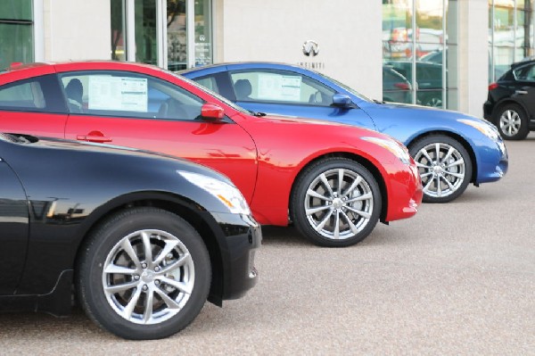 Dealership Walkthrough 11/01/09 Austin Infiniti