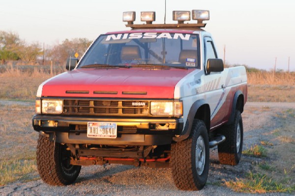 JeffBs 1988 Nissan Desert Runner 4x4 Hardbody Restoration Project - photo b