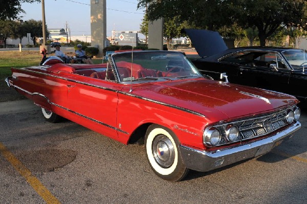 Austin FBody Meetup 08/27/11 Cedar Park Texas - photo by jeff barringer