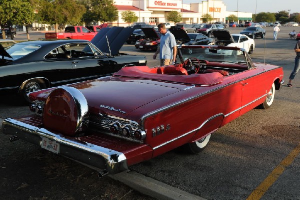 Austin FBody Meetup 08/27/11 Cedar Park Texas - photo by jeff barringer