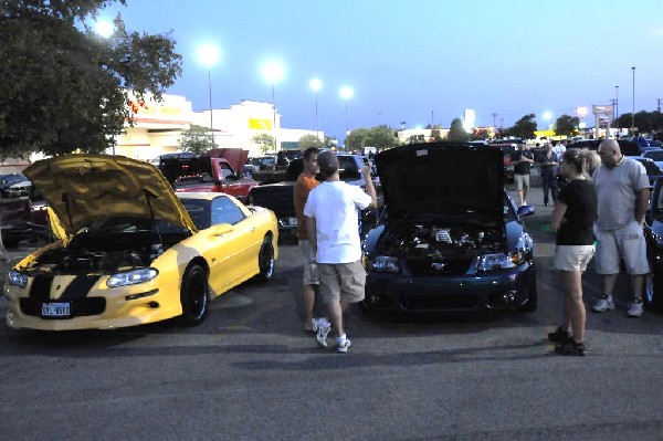 Austin FBody Meetup 08/27/11 Cedar Park Texas - photo by jeff barringer