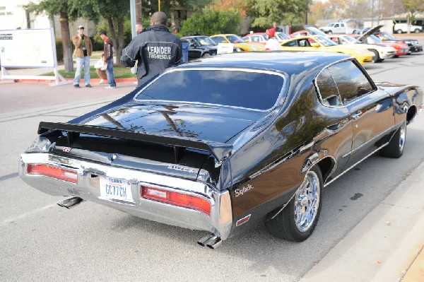 Leander Cars and Coffee Car Show, Leander Texas - 11/28/10 - photo by Jeff