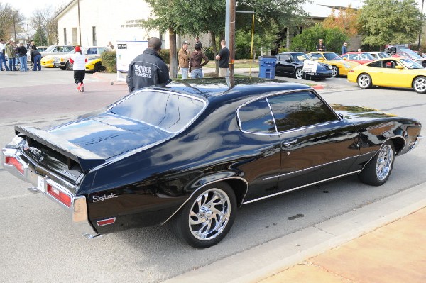 Leander Cars and Coffee Car Show, Leander Texas - 11/28/10 - photo by Jeff